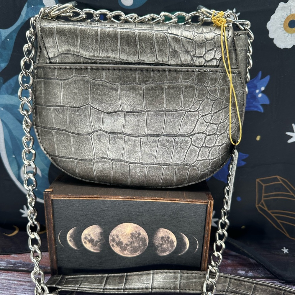 BEBE | Croc Embossed Gray Crossbody Bag NWT - Picture 2 of 4